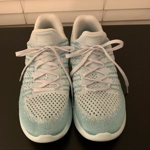 Nike LunarEpic Low Flyknit 2 Running Shoes